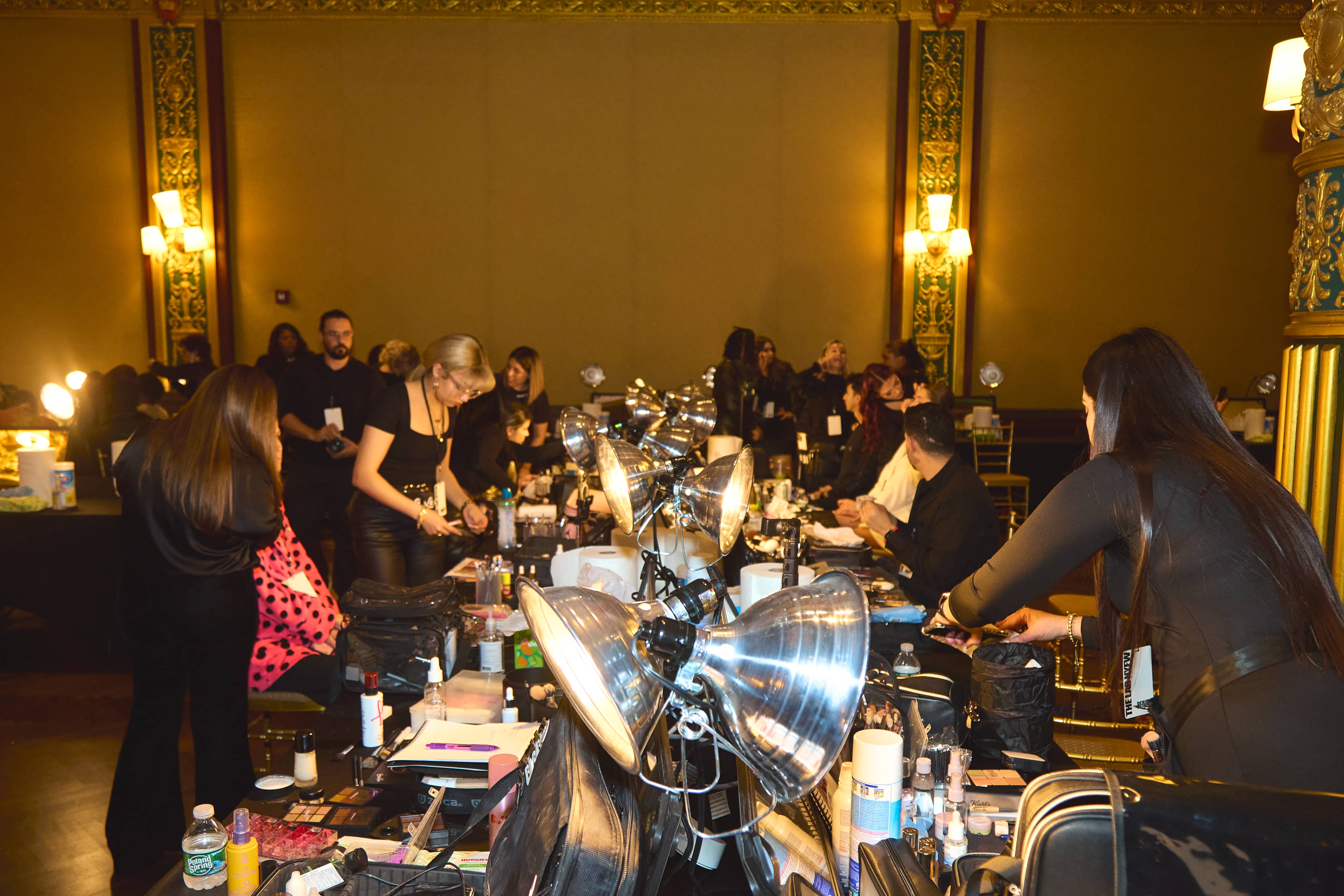 Backstage New York Fashion Week 2024